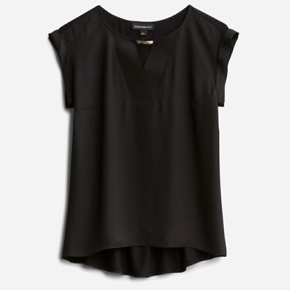 Keyhole detail blouse  